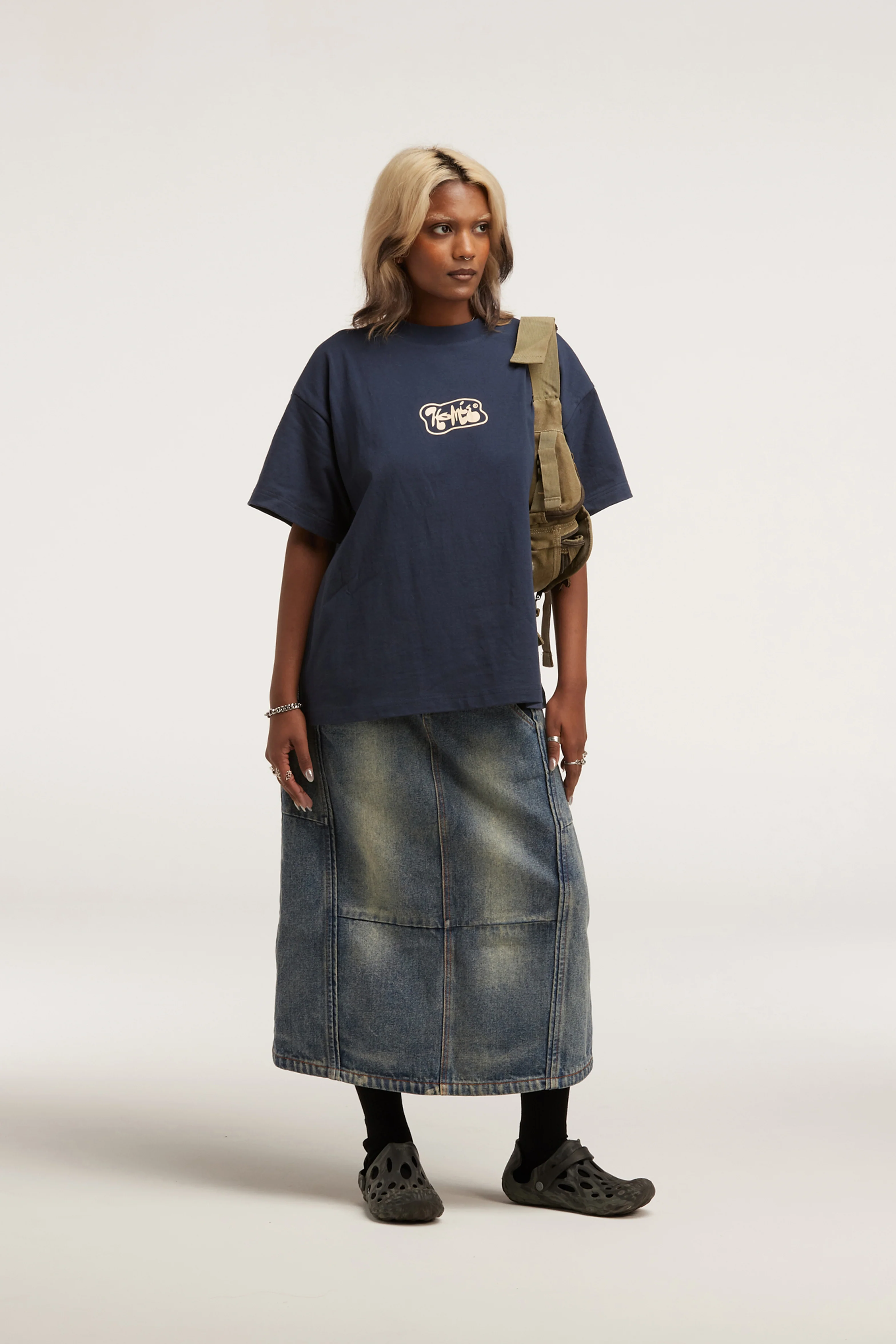 Stamp Tee - Navy - Image 5