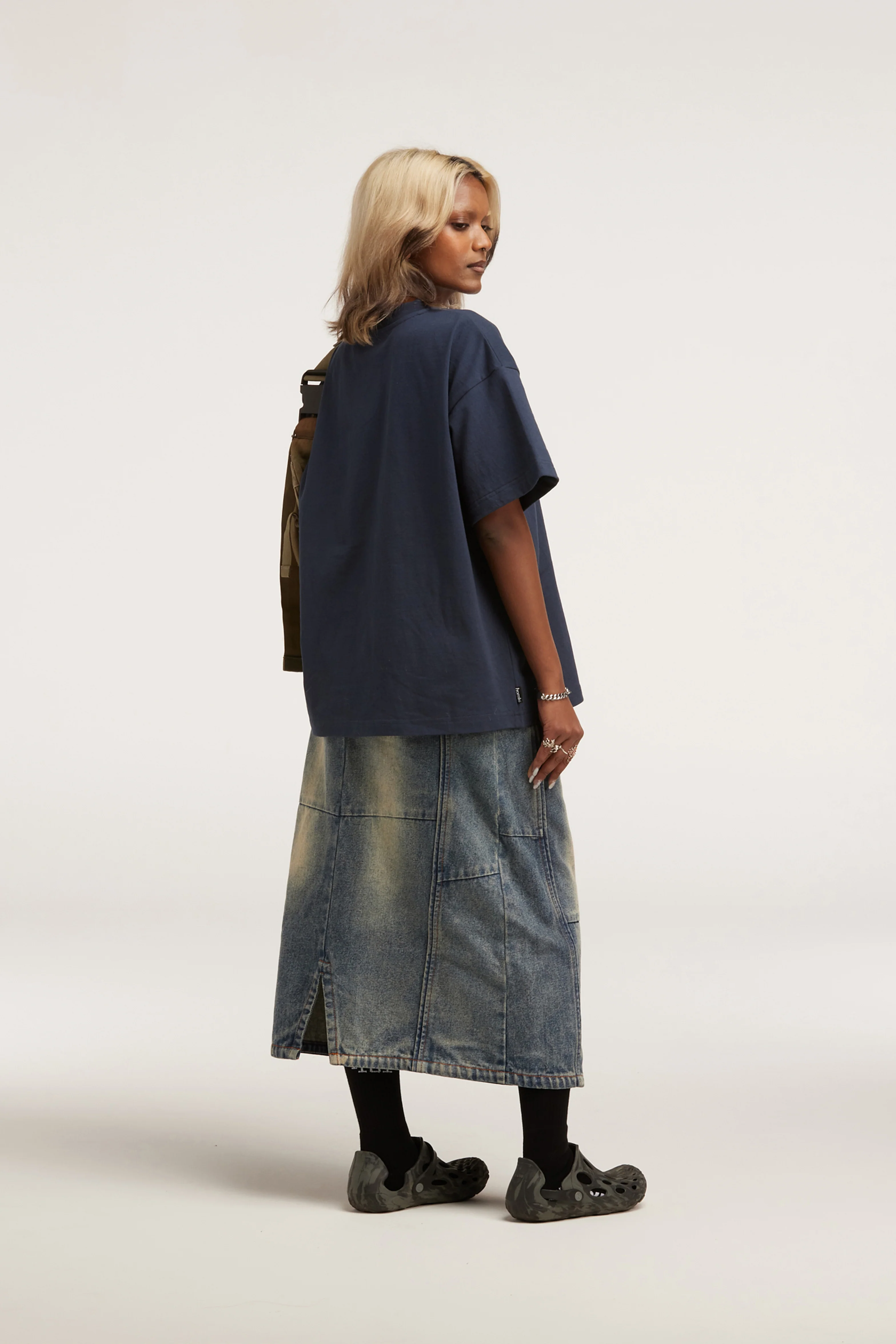 Stamp Tee - Navy - Image 6